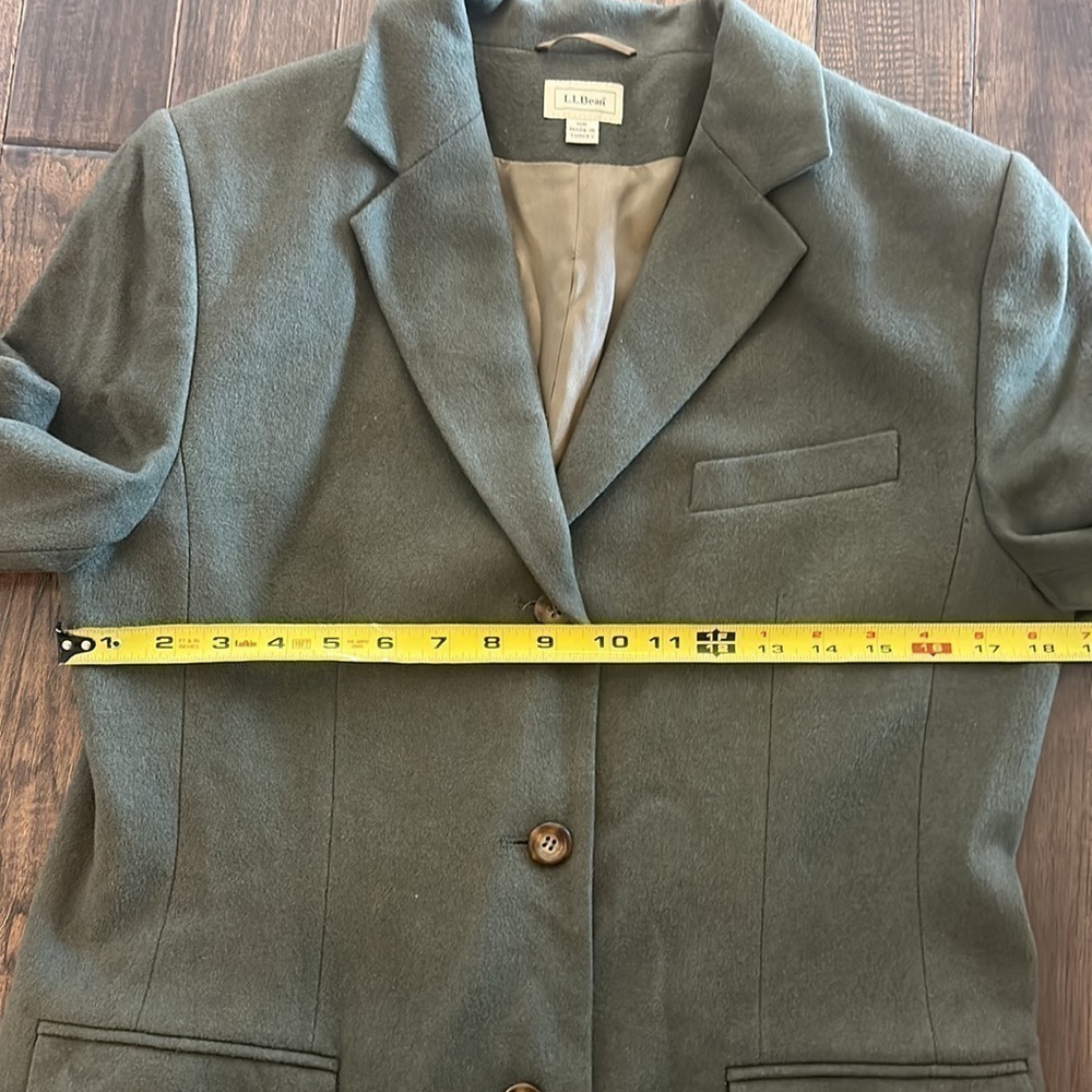 LL Bean Womens Green Wool/Cashmere Blazer Size 10R - Picture 3 of 11